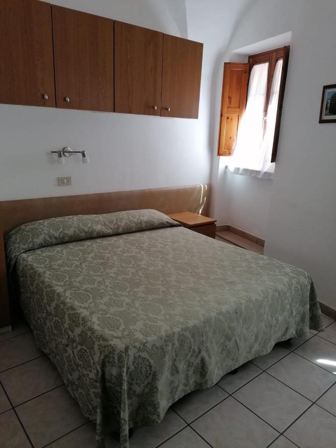Camere La Torre Волтера Екстериор снимка