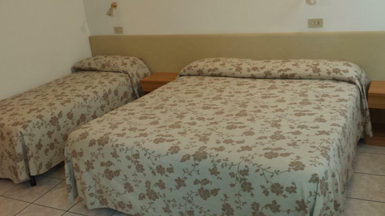 Camere La Torre Волтера Екстериор снимка